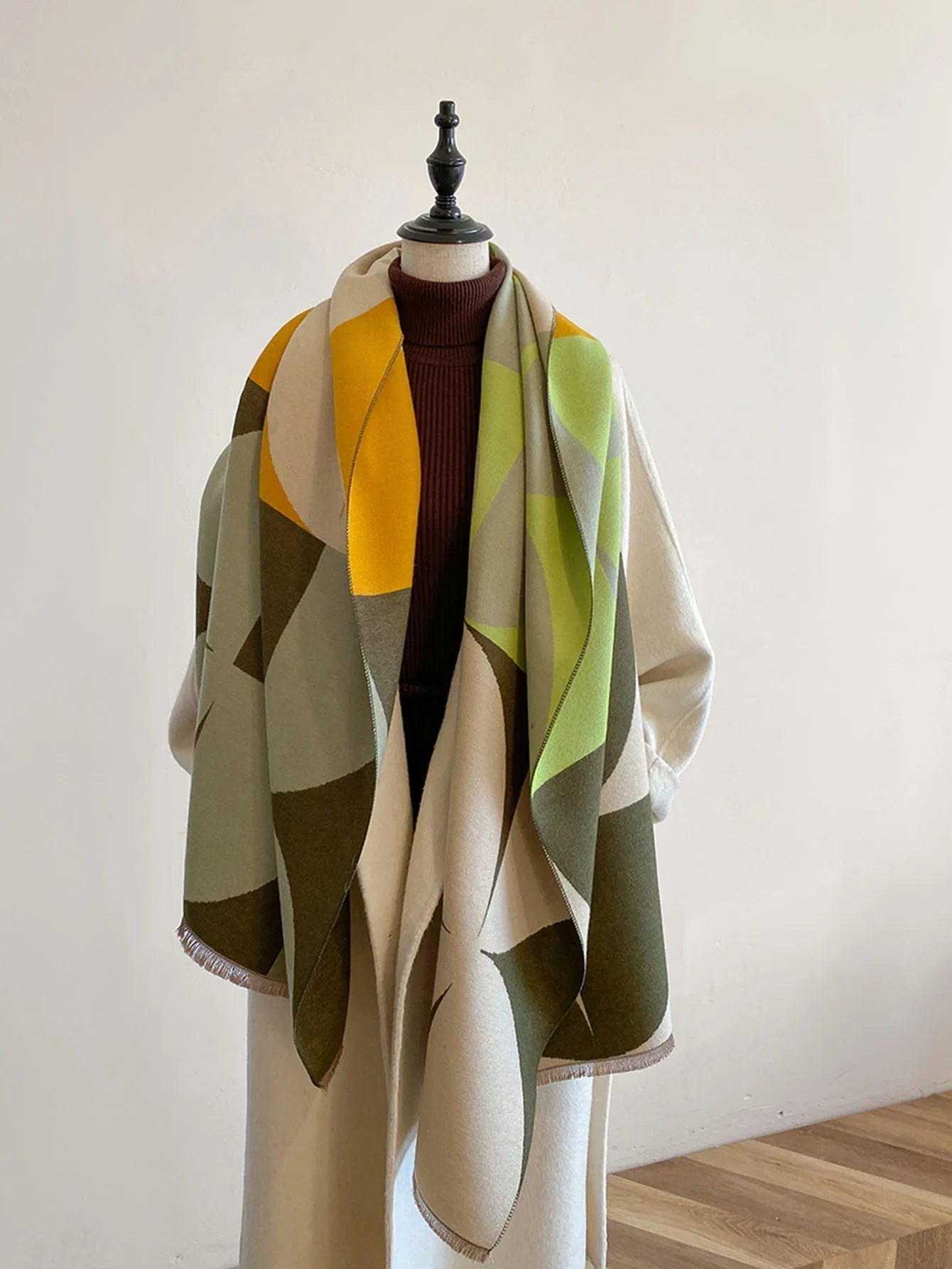 Geometric Curved Fringed Rectangular Long Scarf