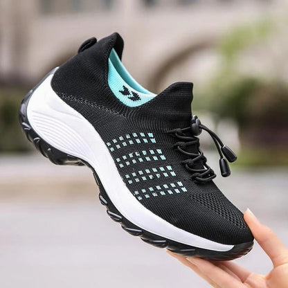 Elevated Curved Patterned Raised Collared Padded Sneakers