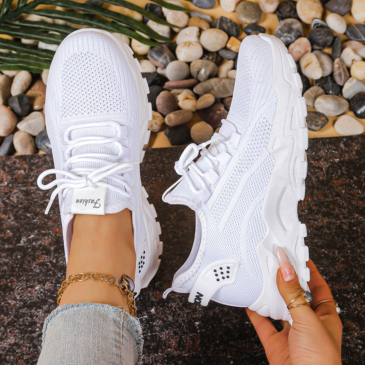 Round Toe Chunky Sole Knit Sneakers