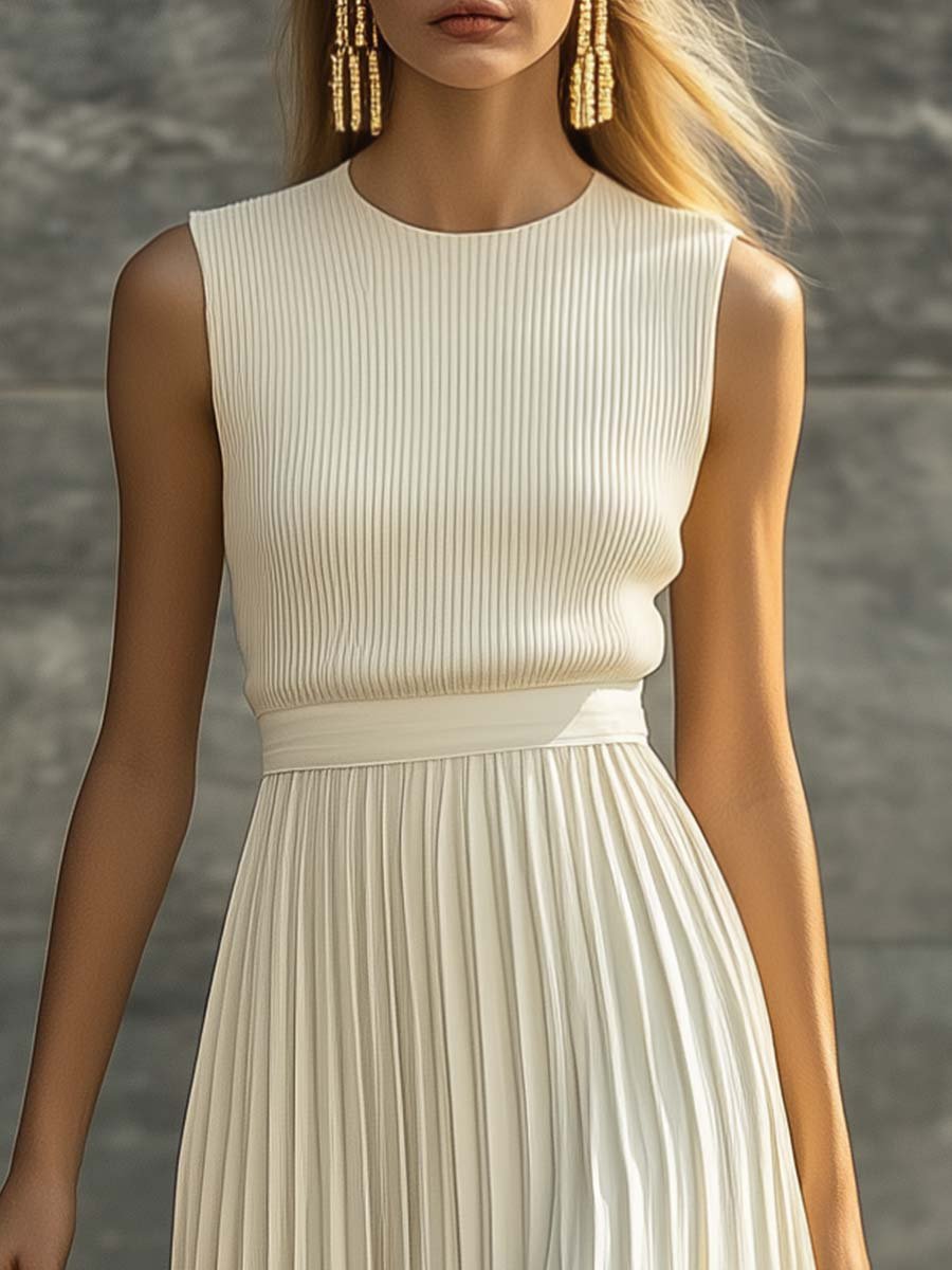 Crew Neck Sleeveless Pleated Maxi Dress