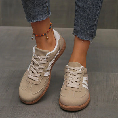 Low Top Lace Up Paneled Round Toe Flat Sneakers