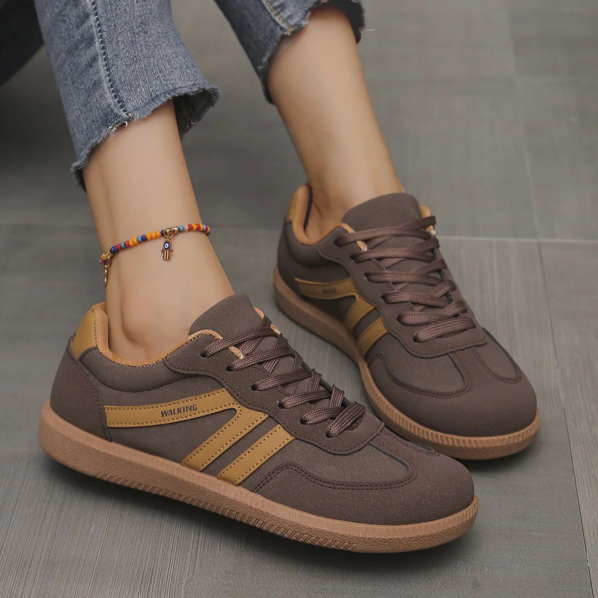 Low Top Lace Up Paneled Round Toe Flat Sneakers