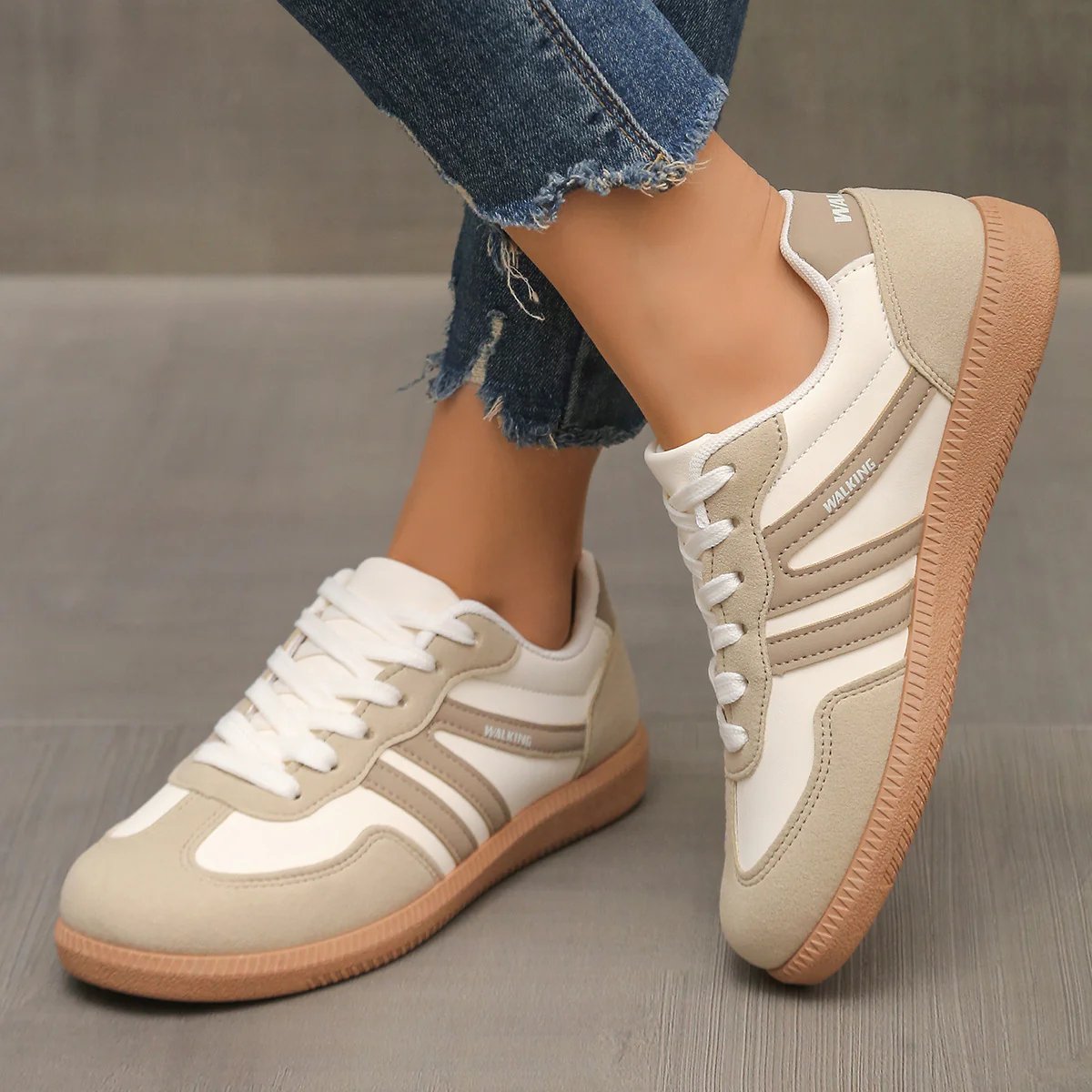 Low Top Lace Up Paneled Round Toe Flat Sneakers