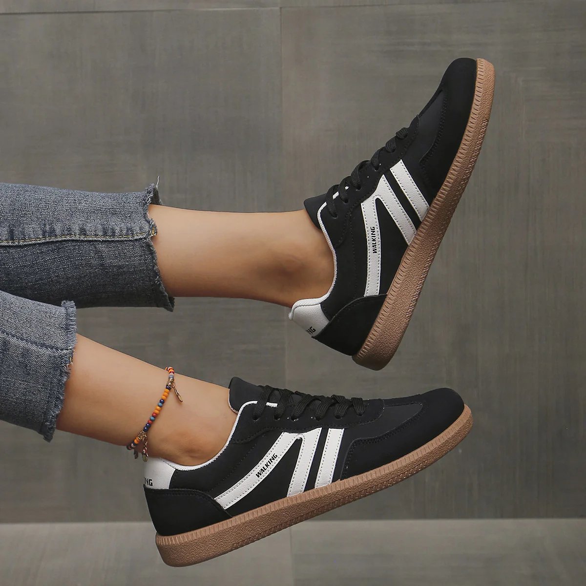 Low Top Lace Up Paneled Round Toe Flat Sneakers