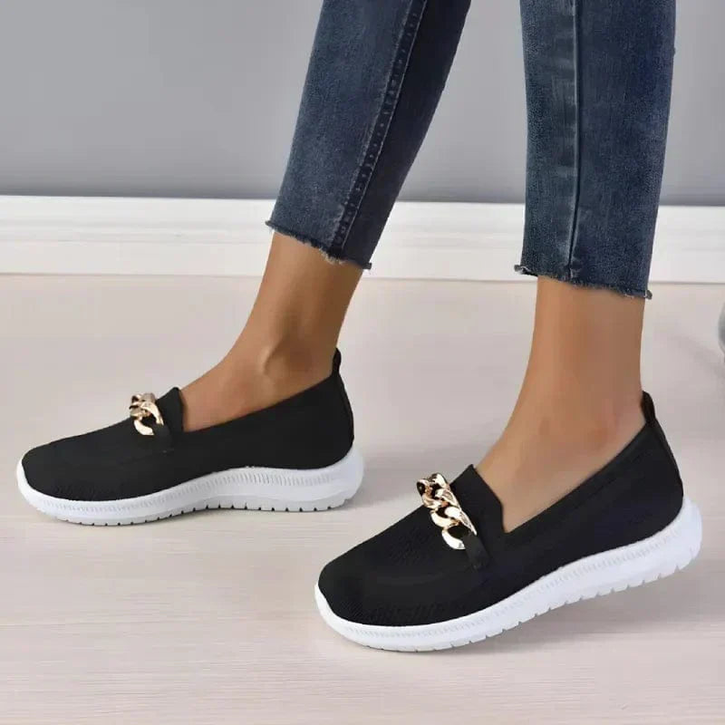 Chain Detail Round Toe Textured Slip On Shoes