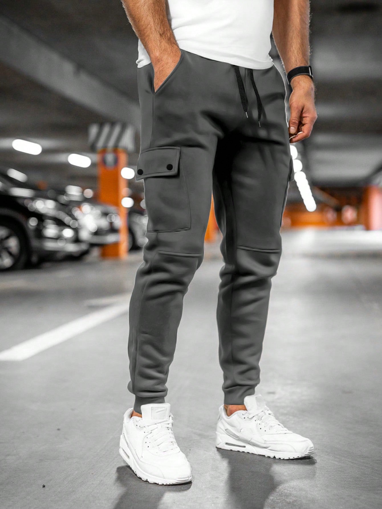 Pleated Wide-Leg Pants