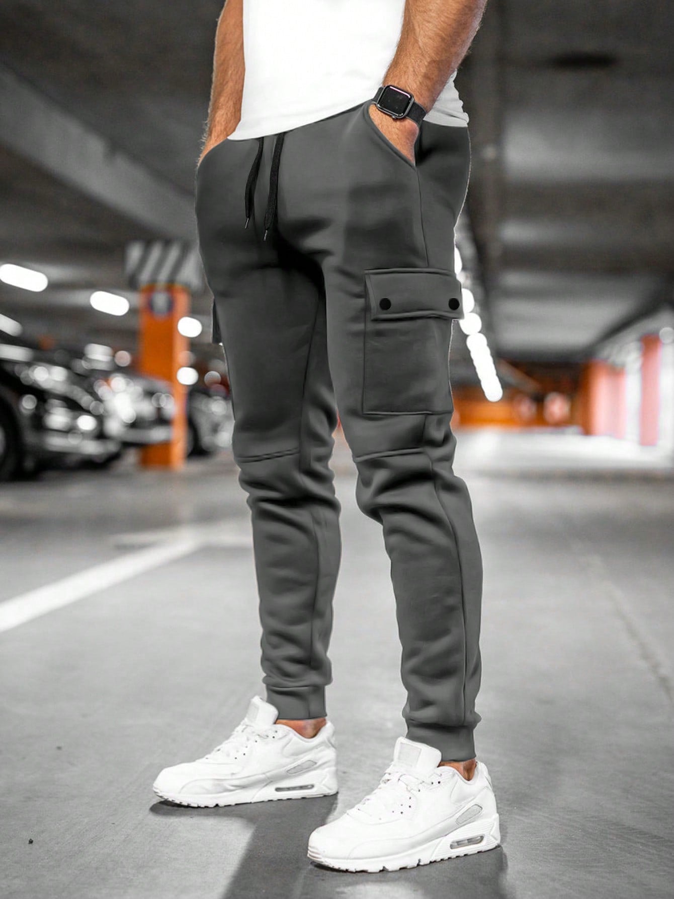 Pleated Wide-Leg Pants