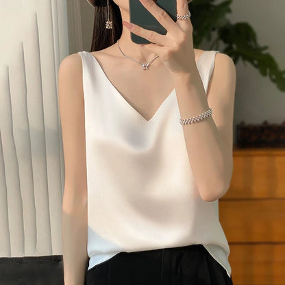 Sleeveless Plunging Loose Straight Plain Shirt