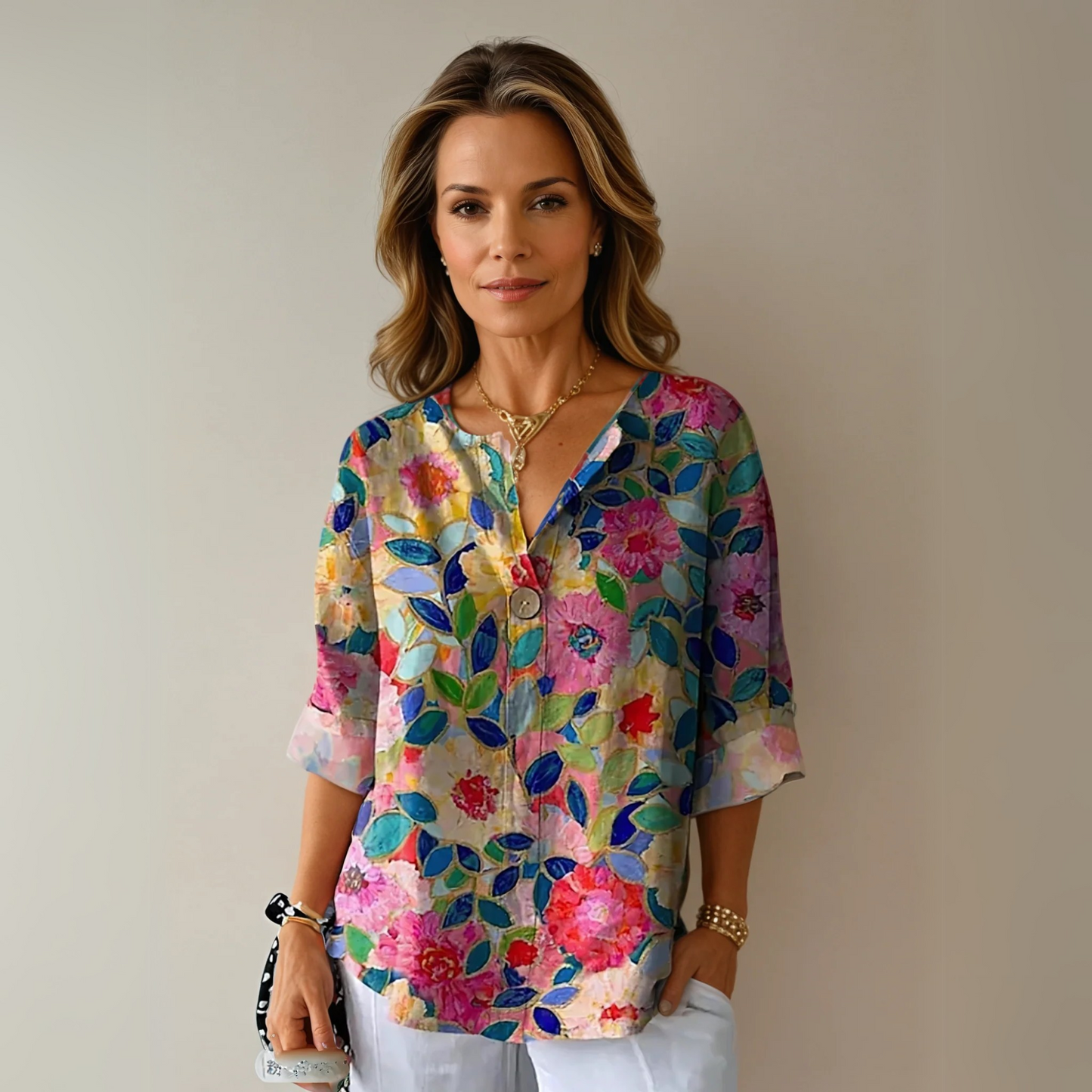 Floral Patterned Buttoned Relaxed Blouse